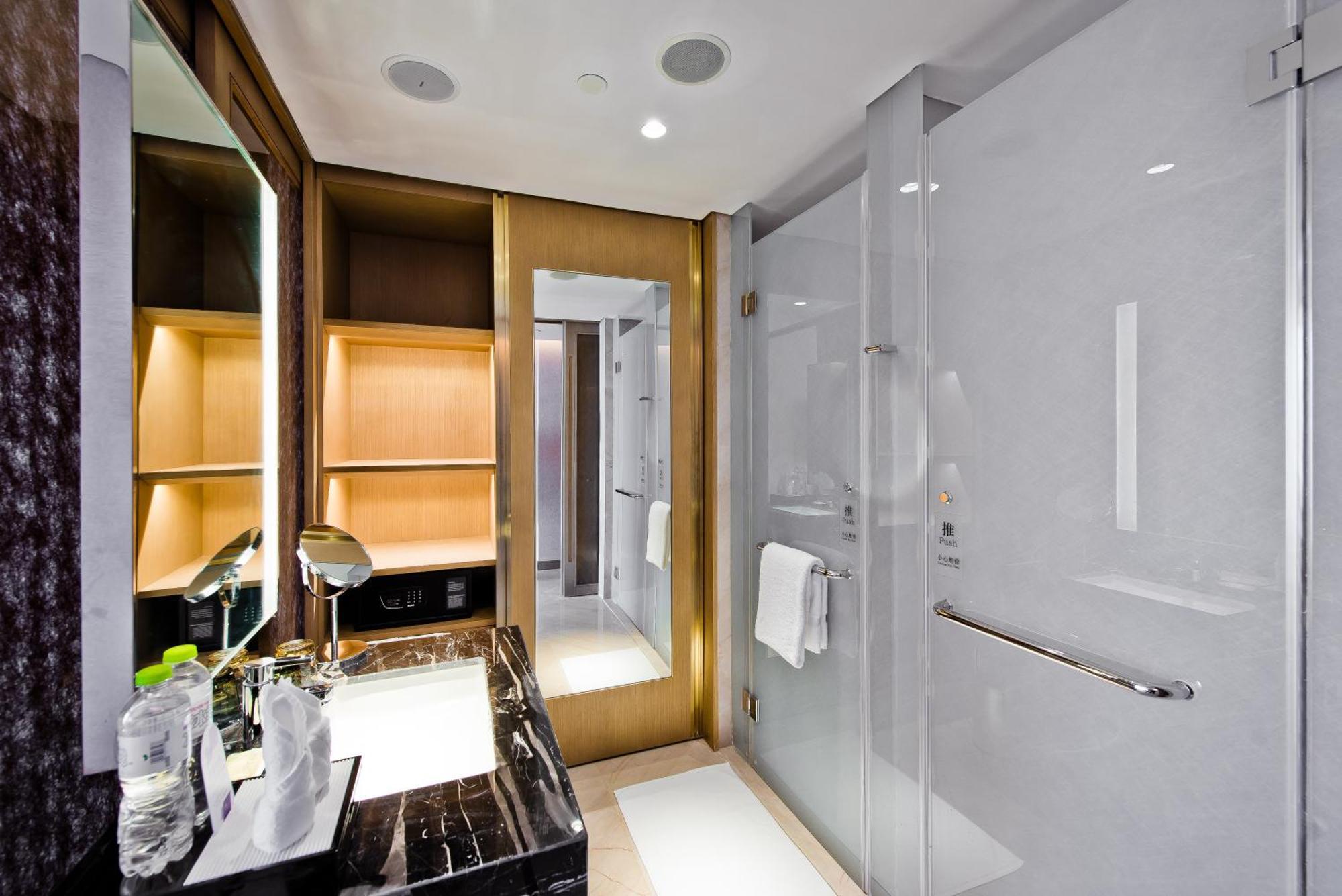 Sheraton Qingdao West Coast Екстериор снимка