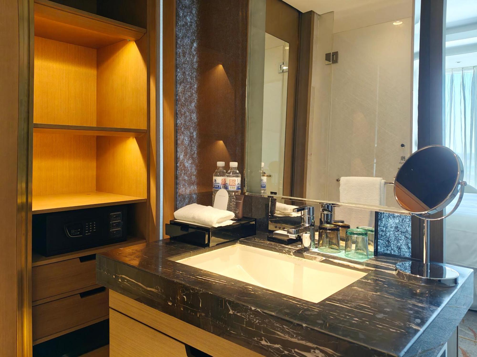 Sheraton Qingdao West Coast Екстериор снимка